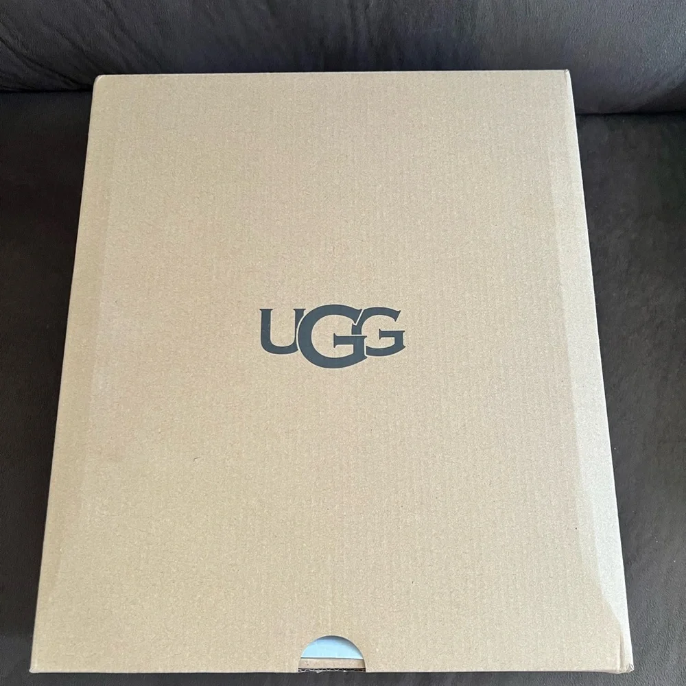 UGG Tan Platform Furry Slippers - Picture 8 of 8